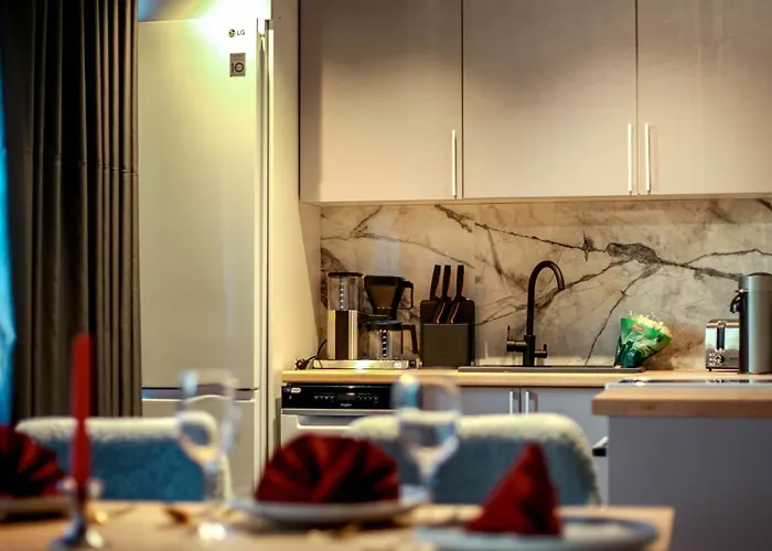 Arctic Glow 3 アパート イバロ